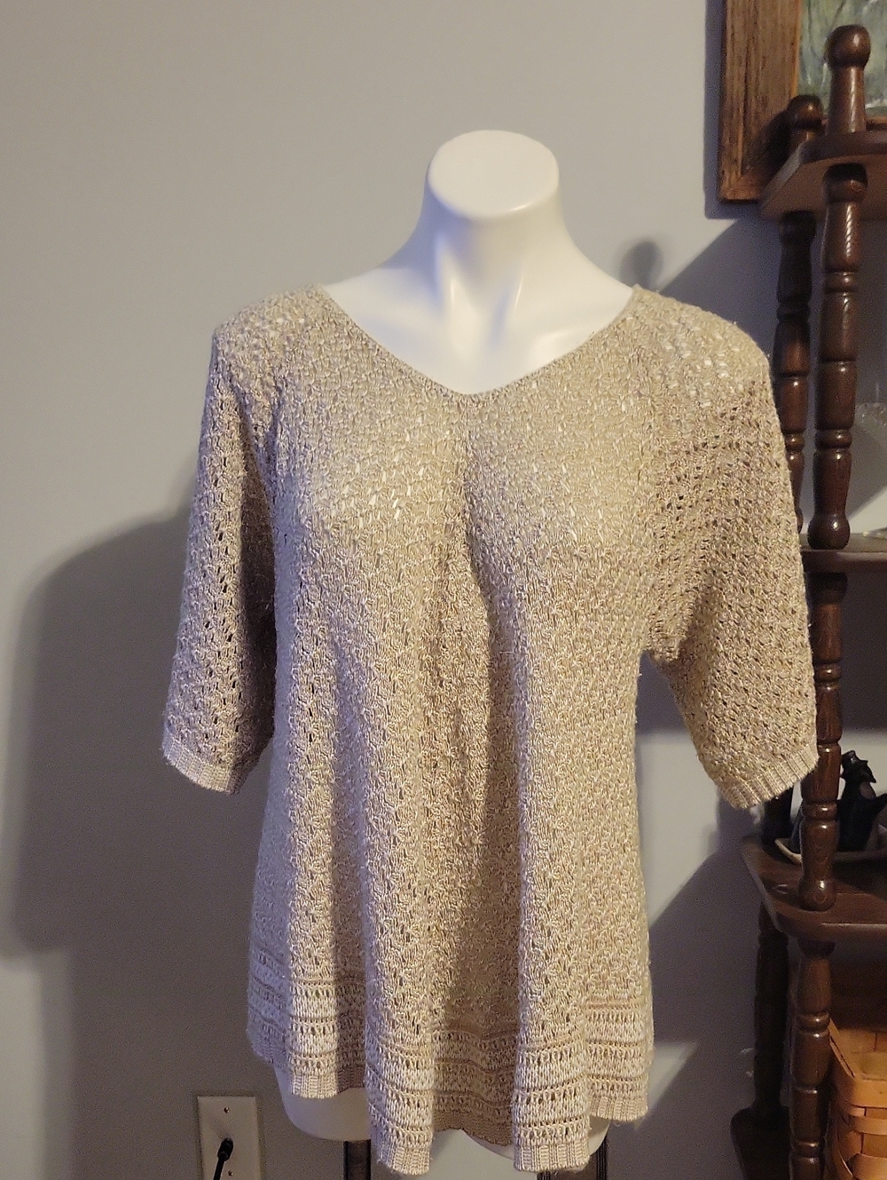 Faded Glory Cream Crochet V-Neck Knit Top...size XL